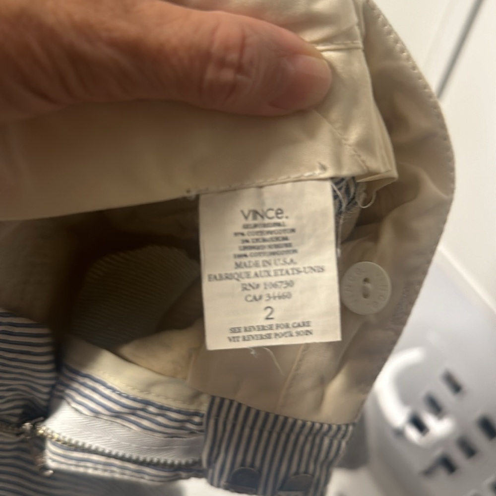 Vince Seersucker Walking Shorts - Picture 6 of 9